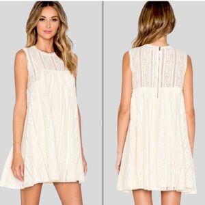 FREE PEOPLE Antique Lace "Tu Es La" Boho Dress. Size Small. EUC.